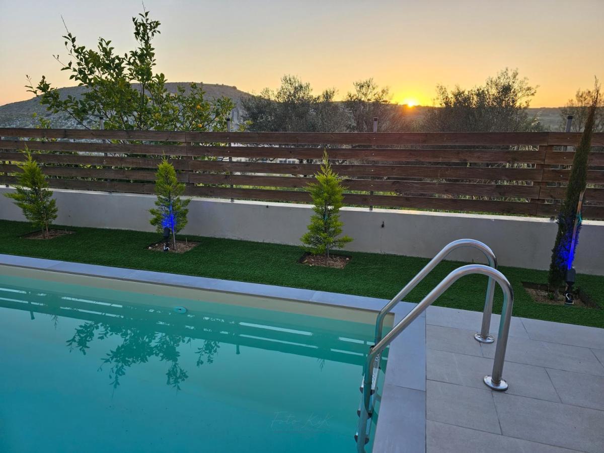 Elia Paradise Villa With Private Pool Heraklion  ภายนอก รูปภาพ